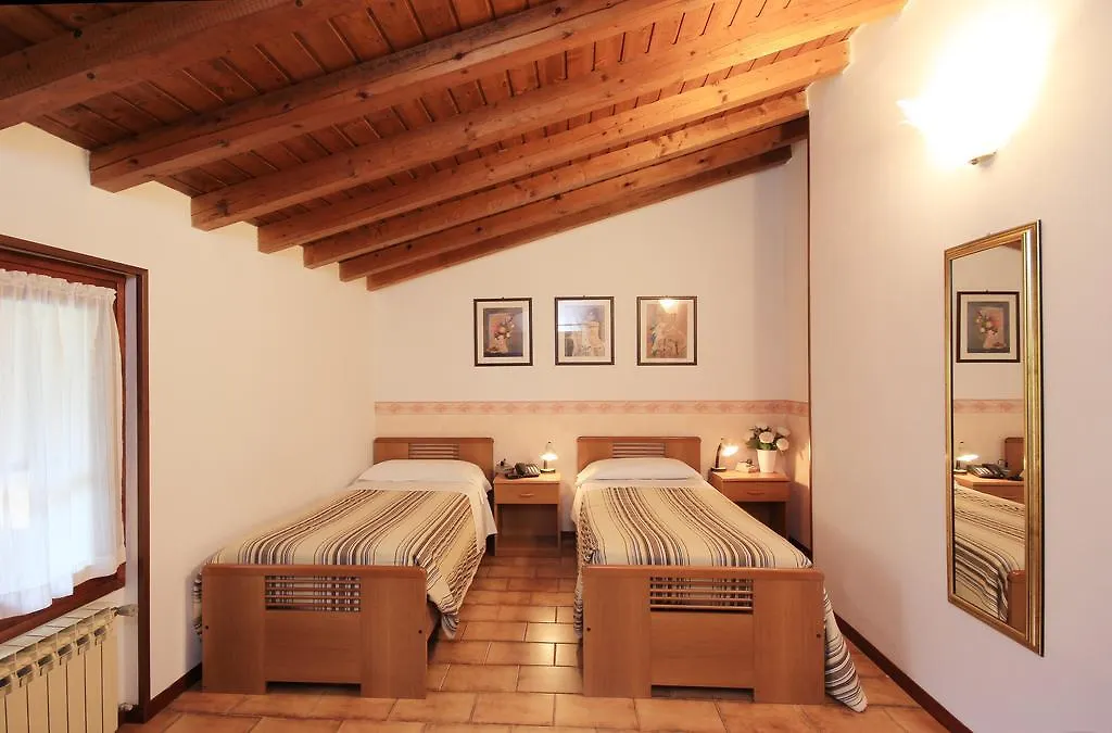 Hotel Colomber Gardone Riviera