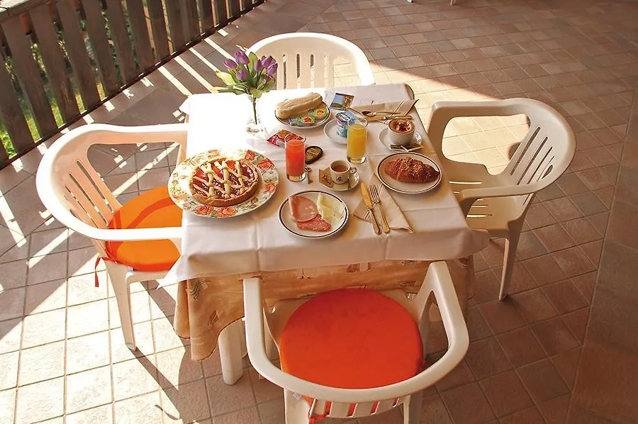 Hotel Colomber Gardone Riviera 3*,